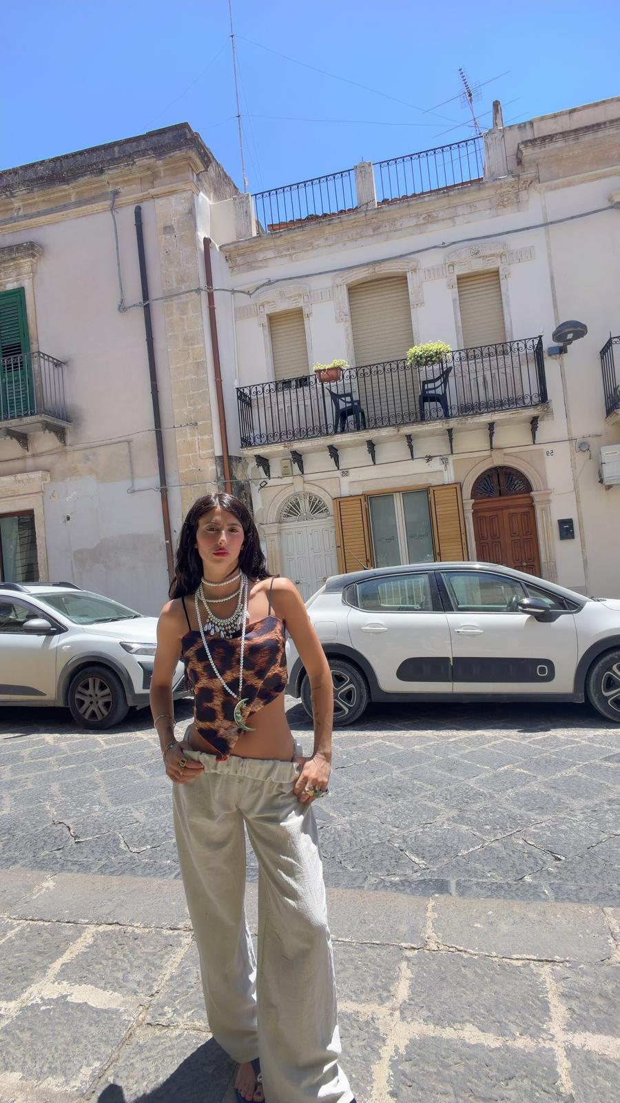 Top  Leopard Love