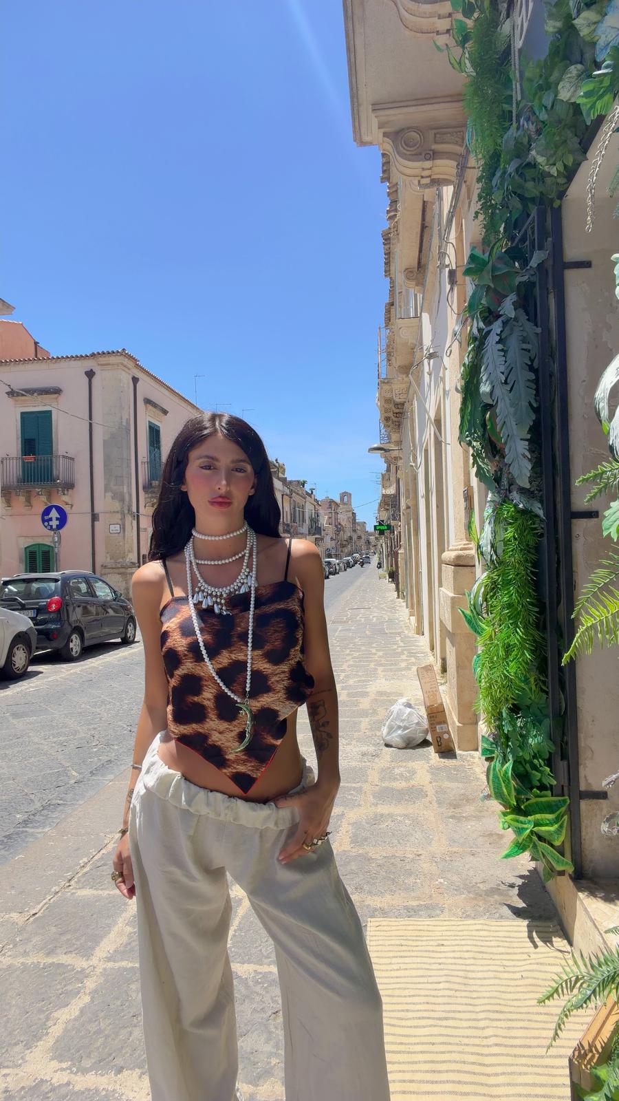 Top  Leopard Love