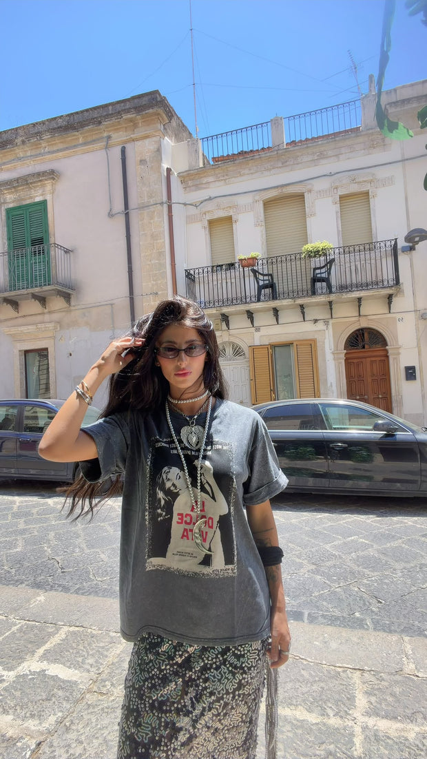 T-shirt Icon