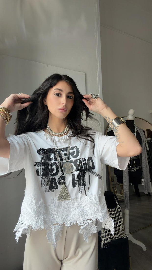T-SHIRT ELEGANCE VIBES