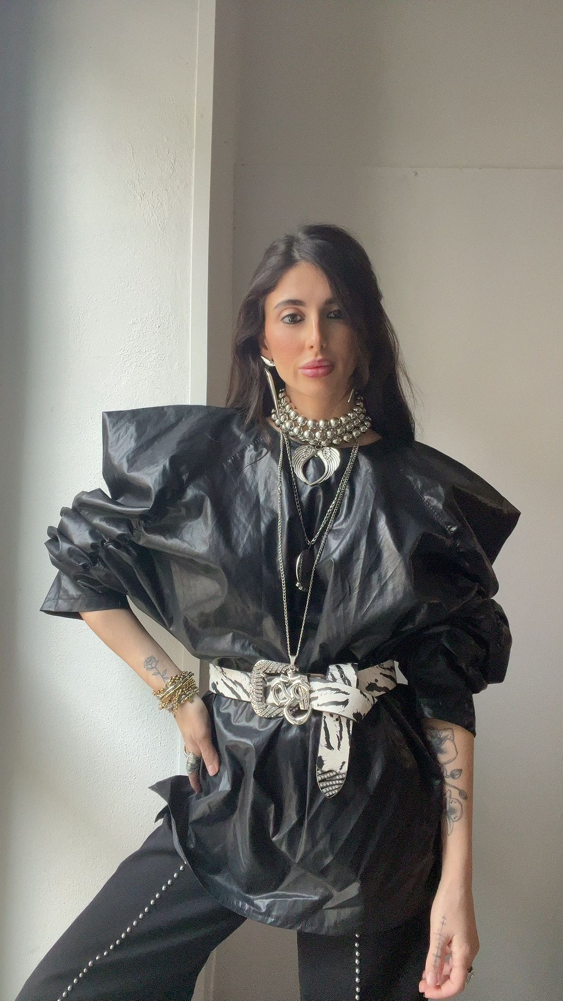 MAGLIA STRUCTURE DOMINANCE