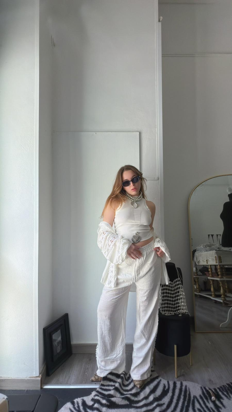 COMPLETO WHITE LOOK